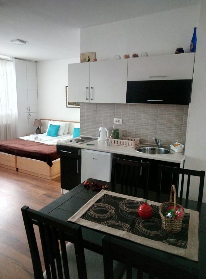 Sweet Dreams Studio Apartment Sarajevo Bagian luar foto