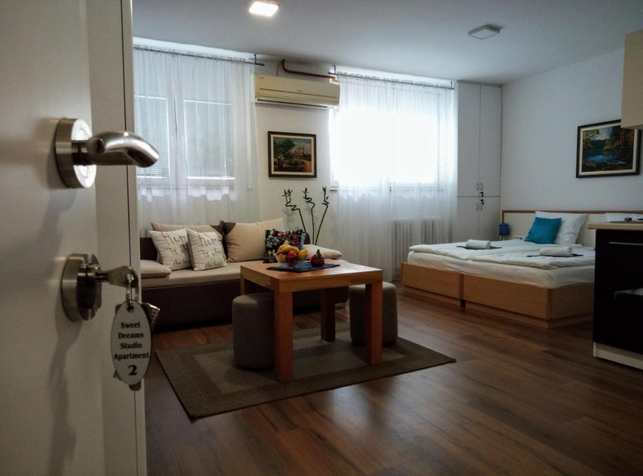 Sweet Dreams Studio Apartment Sarajevo Bagian luar foto