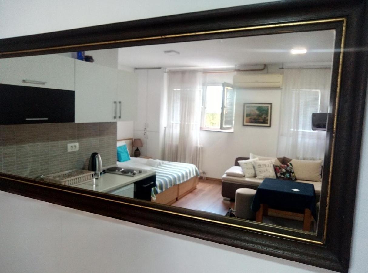 Sweet Dreams Studio Apartment Sarajevo Bagian luar foto