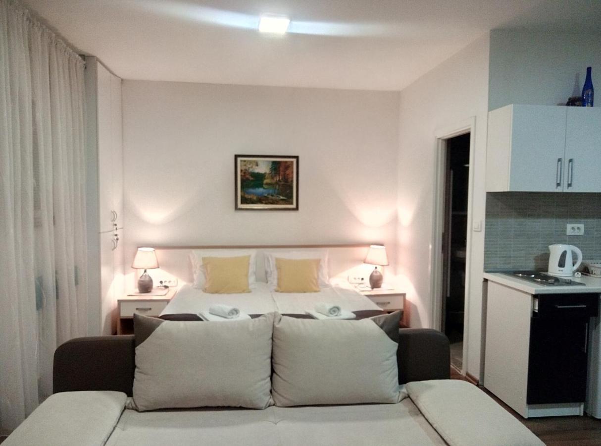 Sweet Dreams Studio Apartment Sarajevo Bagian luar foto