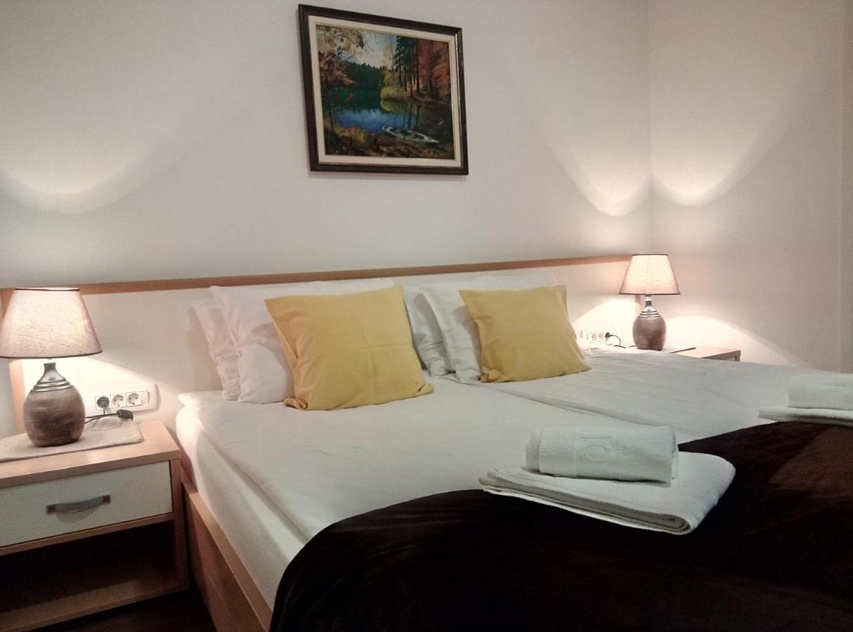 Sweet Dreams Studio Apartment Sarajevo Bagian luar foto