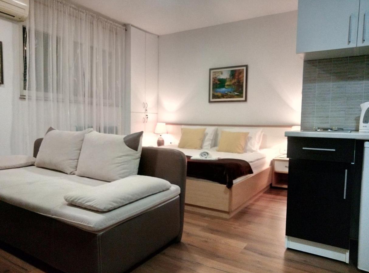 Sweet Dreams Studio Apartment Sarajevo Bagian luar foto
